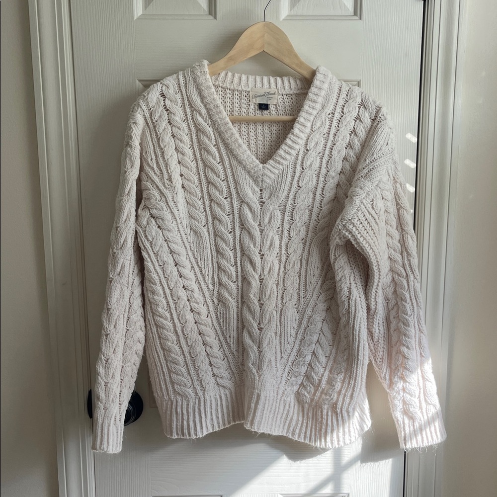 Universal Thread V-Neck Cable Knit Sweater - Cream